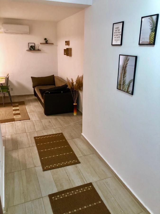 City Break Maya Apartment 오라데아 외부 사진
